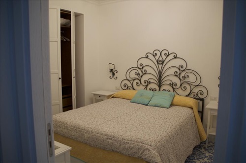 IL PORTO - CASA VACANZA di ERSILIA BUONOCORE